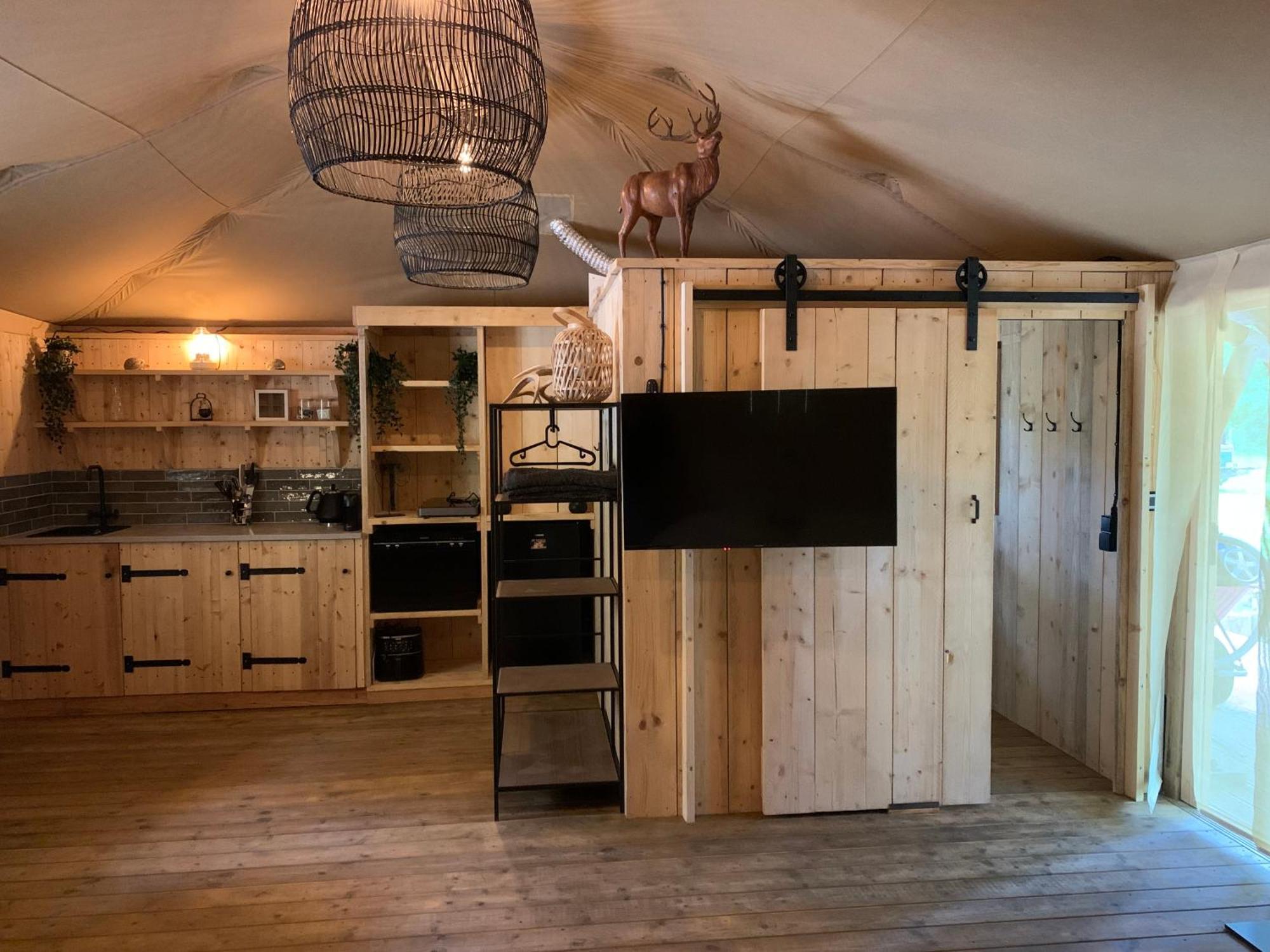 Veluwse Safari Lodge Tent Otterlo Dış mekan fotoğraf
